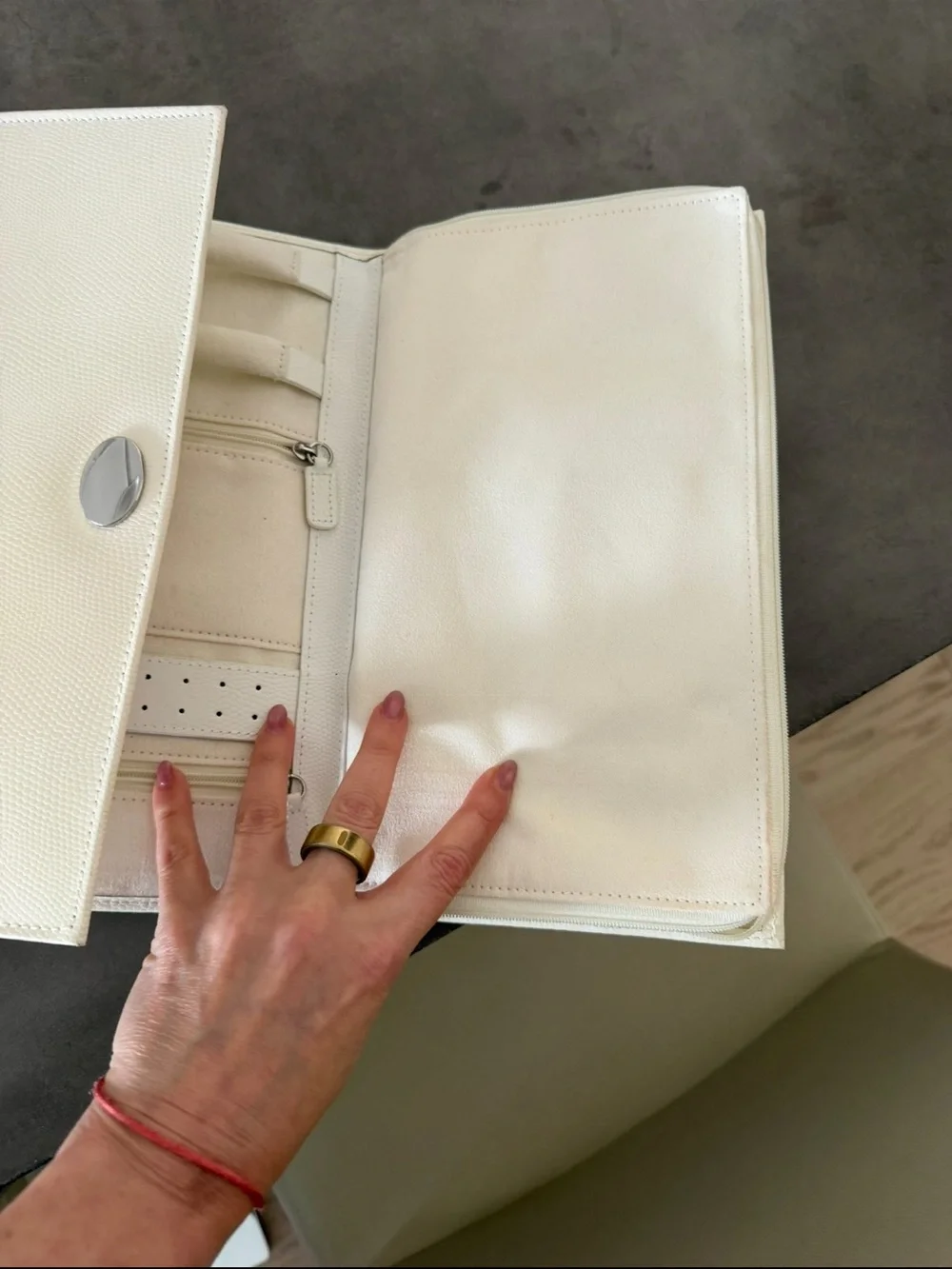 Textured Leather-Look Travel Jewelry Organizer Portfolio Case